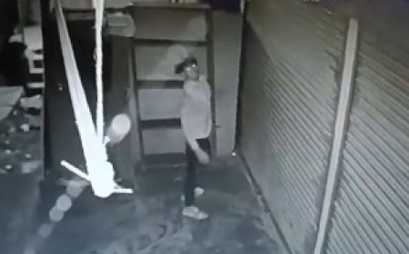 CG News गश्त में लापरवाही: एक ही रात में 9 दुकानों में चोरी, तीन पुलिसकर्मी लाइन अटैच