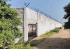 Attack on Attendant: Juvenile Delinquents Escape After Snatching Keys from Municipal Guard