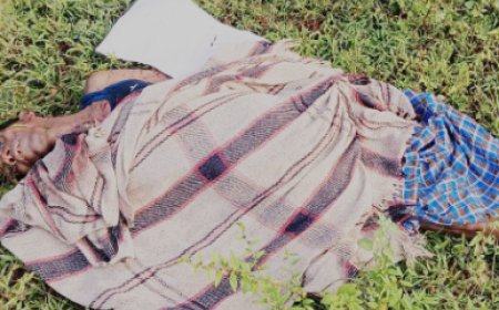 नक्सलियों का खौफनाक चेहरा: मुखबिरी के आरोप में ग्रामीण की हत्या