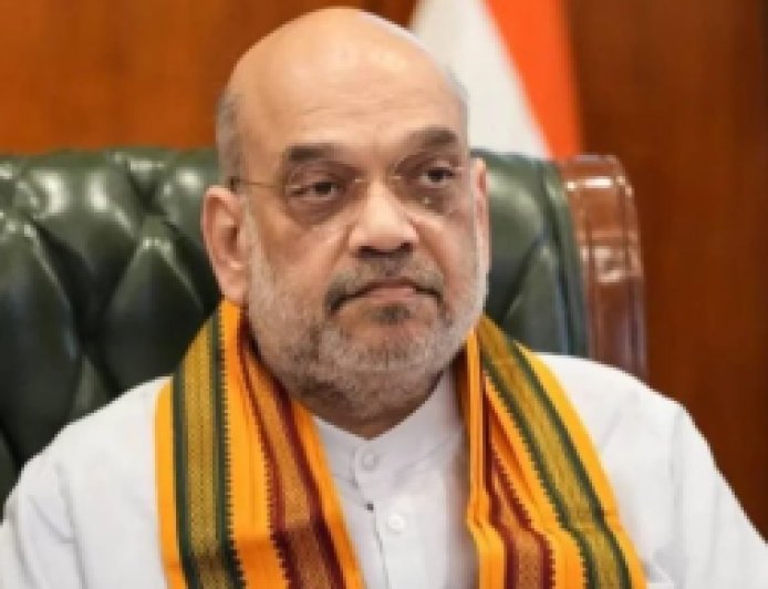 नक्सल प्रभावित राज्यों पर केंद्र की बड़ी बैठक आज, गृह मंत्री शाह के साथ 8 राज्यों के मुख्यमंत्री होंगे शामिल