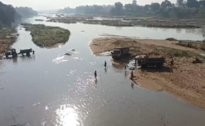 रेत माफियाओं का राज: प्रशासन की कार्रवाई के बावजूद धंधा जारी